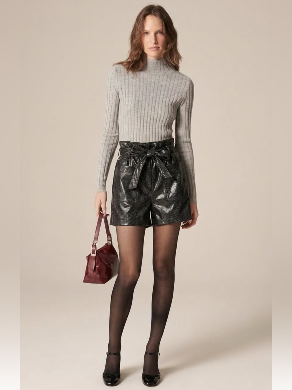 Blank NYC Black Faux Leather Snake Embossed Paperbag Shorts Size 25 High Rise